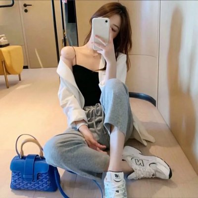 靓佬揾靴著